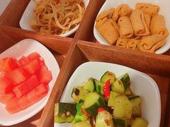 -老房老舍重庆火锅(假日城市店)