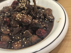 -邱金小炒·30 年盐帮江湖菜(自贡店)