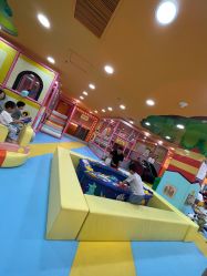 -宝贝渡口儿童游乐园(华南安盛店)