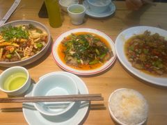 -自贡盐帮菜·玩辣餐厅(樱花园西街店)