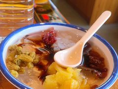 -牛小嫩串串火锅(老国贸总店)