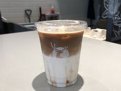 耶加生椰拿铁-瑞幸咖啡(GoGo新天地店)
