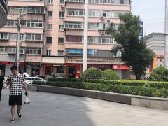 -万达广场(龙湖店)