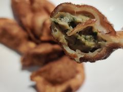 -茸梅路右拐龙虾-农家菜(松江店)