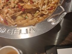 -胖哥俩肉蟹煲(湖滨银泰in77店)
