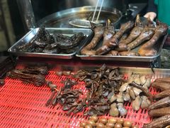 -六合夜市