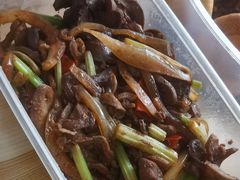 -嘎吧锅私家菜馆(新村十区店)
