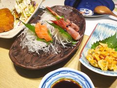 -一米空间·日式料理(逗号立方店)