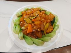 -三江源美食城