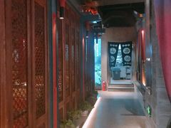 -老牌坊云南鱼豆花火锅(哈西万达店)