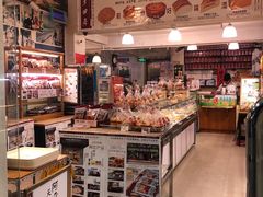 面包甜点陈列柜-阿殳咖啡(水围村店)