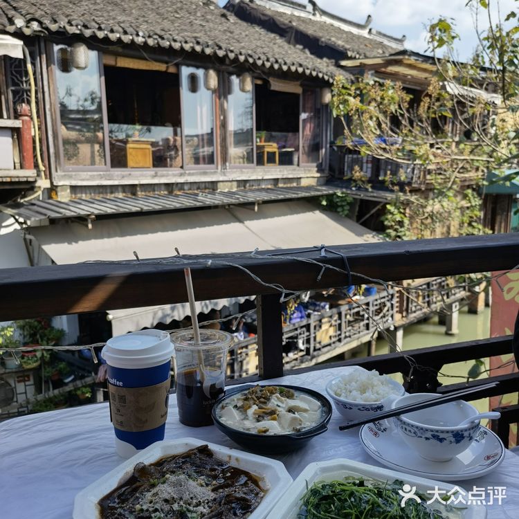 在朱家角挑一家河边农家乐吃吃吧