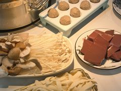 菌菇拼盘-刘少华贵州小黄牛·鲜牛肉火锅(总店)