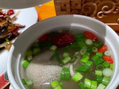 -一群羊手扒肉·火锅·早茶(远东公寓店)