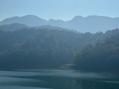 -孔雀湖生态旅游区