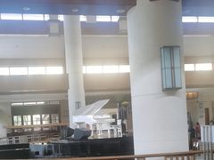 -亚龙湾喜来登·美景台大堂吧