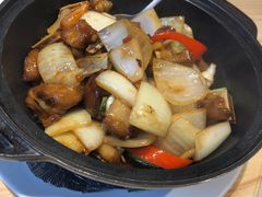 洋葱粒粒骨煲-滋味满屋美食坊(上海街店)