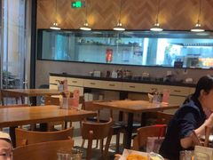 -HUZI虎滋精酿餐吧(京西大悦城店)