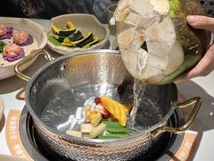 -椰子湾·海南火锅·糟粕醋·椰子鸡(正大广场店)