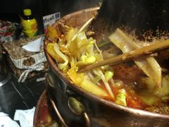 -巴四老城区炭火蛙锅(张江店)