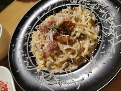 奶油培根意面-HELLO 27 意面·沙拉·帕尼尼