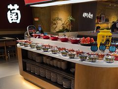-老牌坊云南鱼豆花火锅(哈西万达店)
