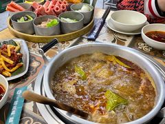 -顶上头·螺蛳火锅(五一新村店)