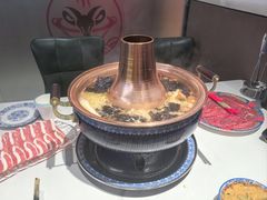 -一只羊·铜锅涮羊肉烧烤
