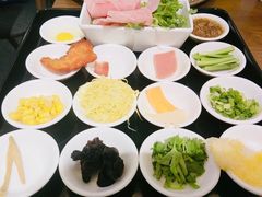 -妈妈故事米线(市府恒隆店)