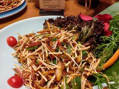 -老滇山寨•云南特色菜•地方菜•民族风情歌舞表演(金碧店)