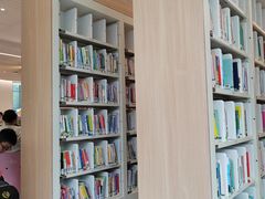 -广州市白云区图书馆