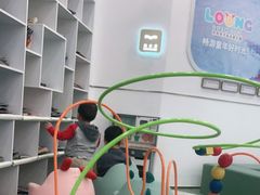 -龙格亲子游泳·水育早教运动中心(绿宝中心)