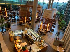 -松山湖凯悦酒店·Café自助餐厅·周末火舞秀表演