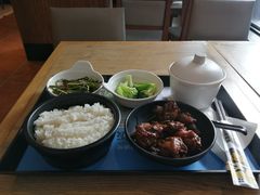 -老娘舅(吴山路店)