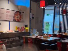 -尚尚仙·酸汤猪手·猪肚鸡火锅(华联万柳购物中心店)