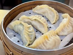 全家福蒸饺-大龙汤包