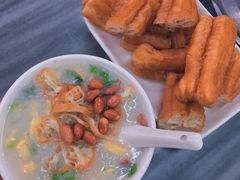 艇仔粥-穗银肠粉店(东川路店)