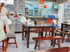 大堂-正果忠记云吞濑粉(总店)