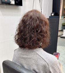 -尚艺造型.剪烫染.接发