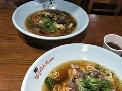 -哇蛙牛功夫面渝都料理(龙阳广场店)