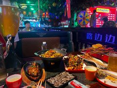 -路边边.炒菜烧烤.音乐餐厅(良乡长虹店)
