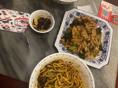 肉丁小碗干炸炸酱面-海碗居(牡丹园店)