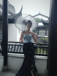 -挪娅婚纱摄影皇家会所