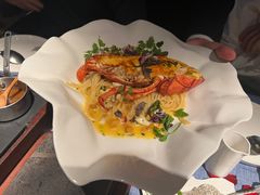 -弦月窗LUNETTE BY AMANDA(复兴路店)