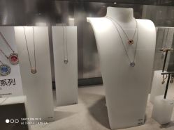 -SWAROVSKI(燕莎奥特莱斯店)
