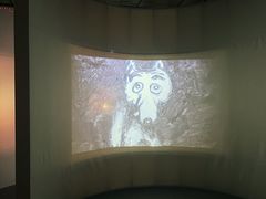 -Nathalie Djurberg与Hans Berg“牛皮纸包裹的月亮”-Prada荣宅当季展览
