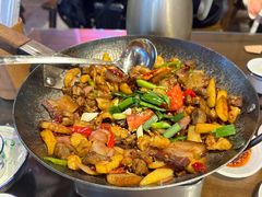 -富正毅三下锅·湘西韵味(天门山索道店)