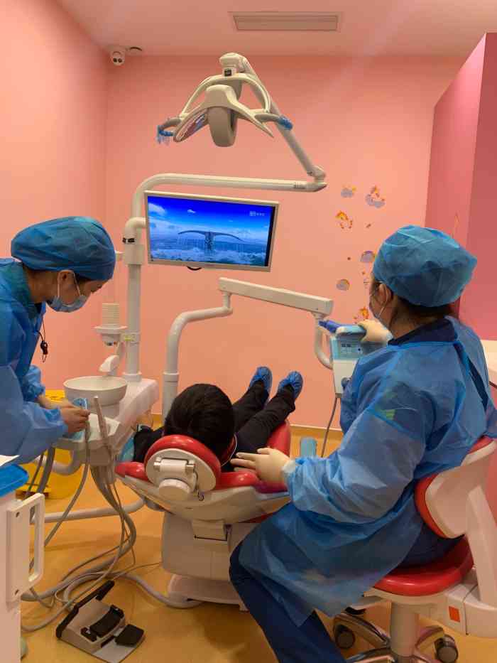 极橙儿童齿科(人民广场店)-"老早就想给孩子做窝沟封闭了 由于各种