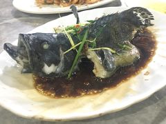 -四川小胡子海鲜(丁村万人海鲜广场店)