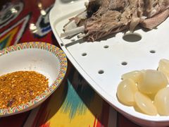 白条手抓羊肉-丝路香妃清真餐厅·新疆菜